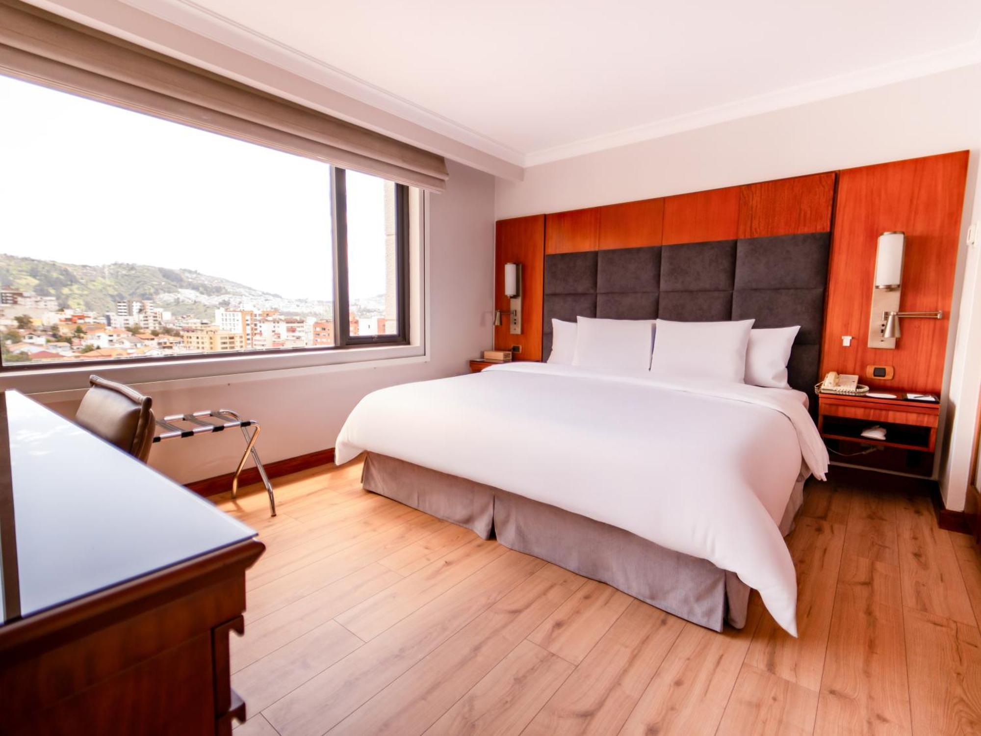 Swissotel Кито Екстериор снимка